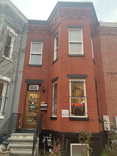 Victor's Hair Salon exterior on T Street NW